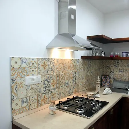 Le Tolde Del Corallone