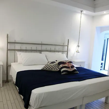 Le Tolde Del Corallone Tropea