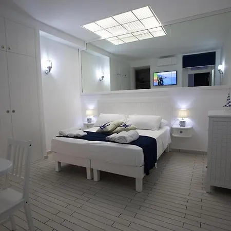 Le Tolde Del Corallone Apartmanhotel Tropea