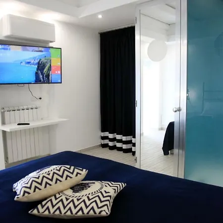 Apartmanhotel Le Tolde Del Corallone 2*