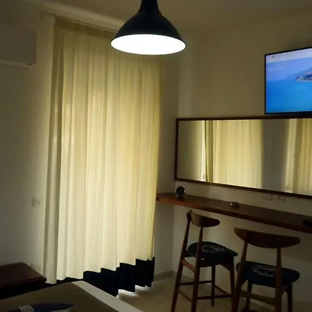 Le Tolde Del Corallone Apartmanhotel 2*