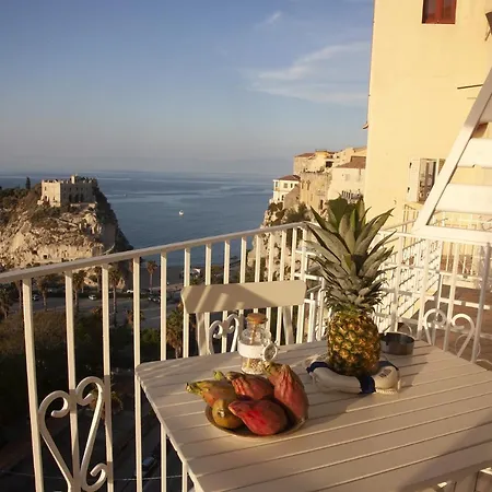 Hotel apartamentowy Le Tolde Del Corallone 4*