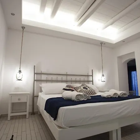 Le Tolde Del Corallone Apartmanhotel 2*