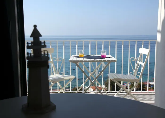 Le Tolde Del Corallone 4*