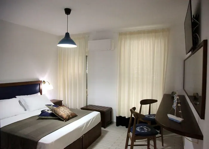 Le Tolde Del Corallone Tropea