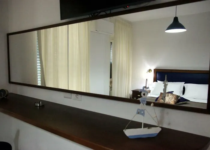 Le Tolde Del Corallone 4*