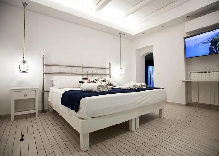 Le Tolde Del Corallone 4*